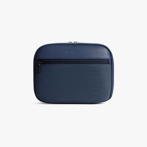 Metro Hanging Toiletry Case