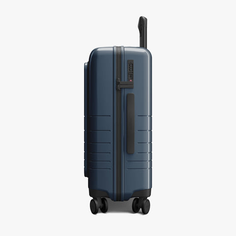 Carry-On Pro Plus