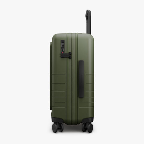 Expandable Carry-On Pro