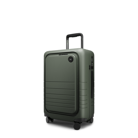 Carry-On Pro Plus