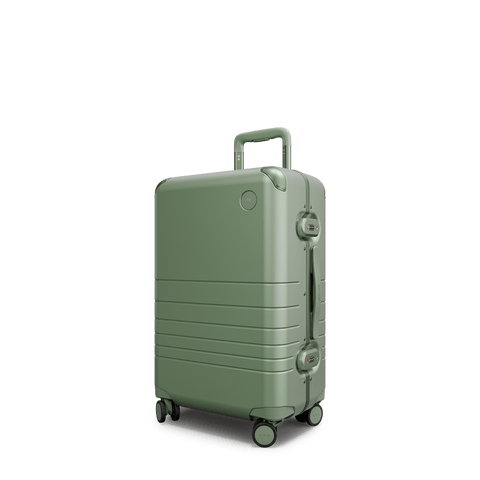 Hybrid Carry-On Plus